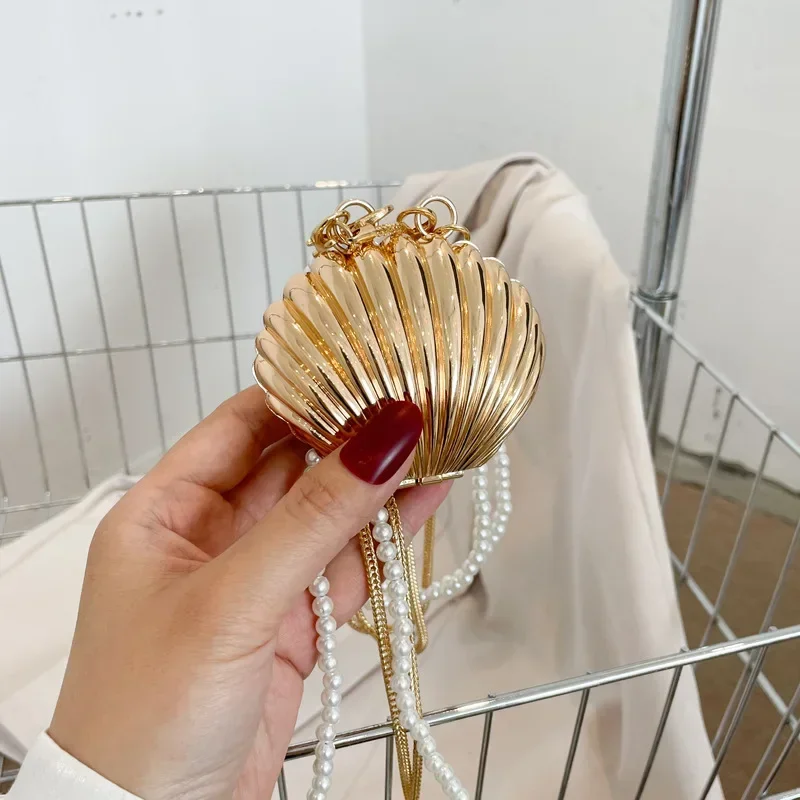 2025 Mini Lipstick Bags for Women Fashion New Summer Pearl Purse Crossbody Bag High Quality Gold Shell Bag Designer Shoulder Bag