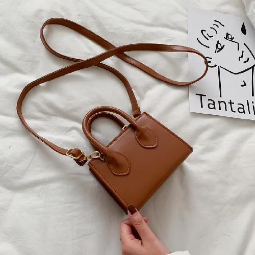 Woman Small Square Bag New Popular Retro Mini Handbags Literary Crowds Shoulder Messenger Female Bag Bags for Women Purse
